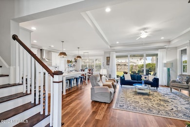 1109ShortLeafWay-05