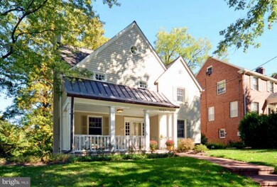 4123 Aspen St, Chevy Chase, MD 20815 - photo 2