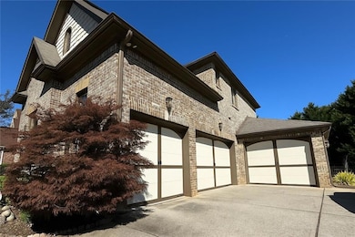 Very Unique 4-CAR Garage