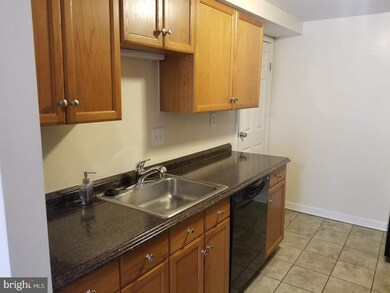 540 West Ct unit 26C, Glen Burnie, MD 21061 - photo 3