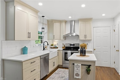 109 Spinnaker Run Ct, Smithfield, VA 23430 - photo 3