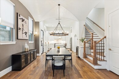 Host unforgettable meals in this intimate yet spac