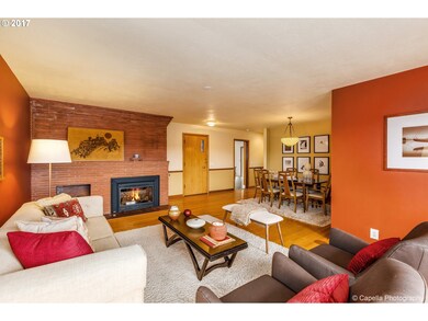 Living Room/Dining Room