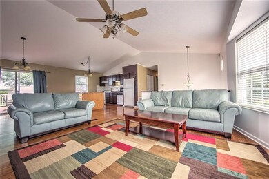 Great space for entertaining family and friends, o