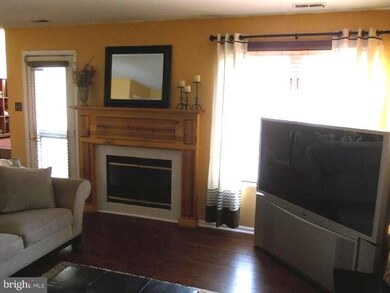 113 Pamela Ct unit 618, Levittown, PA 19057 - photo 7