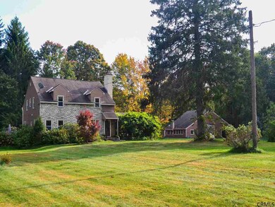 37 Smith Bridge Rd, Saratoga Springs, NY 12866 - photo 2