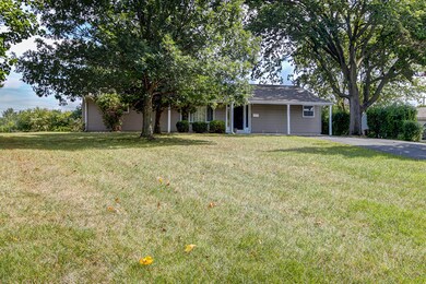 17827 Baker Ct, Country Club Hills, IL 60478 - photo 4