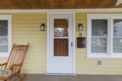 709 Jefferson Ave, Natrona Heights, PA 15065 - photo 4