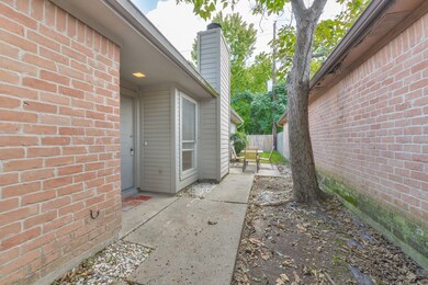 7818 Winehill Ln, Houston, TX 77040 - photo 3
