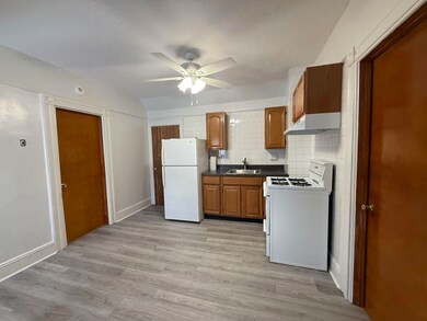 347 Avenue C unit 3, Bayonne, NJ 07002 - photo 4