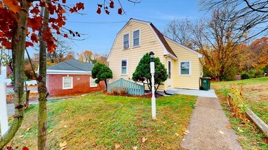 27 Maple St, Bellingham, MA 02019 - photo 3