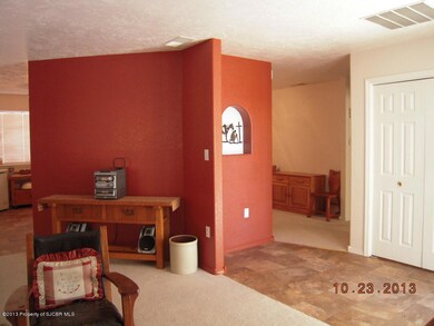 5004 Holmes Dr, Farmington, NM 87402 - photo 2