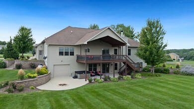 1815 White Pines Dr, Dixon, IL 61021 - photo 2