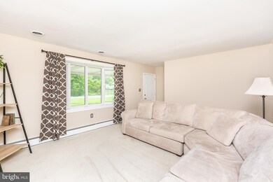 7603 Babikow Rd, Rosedale, MD 21237 - photo 6