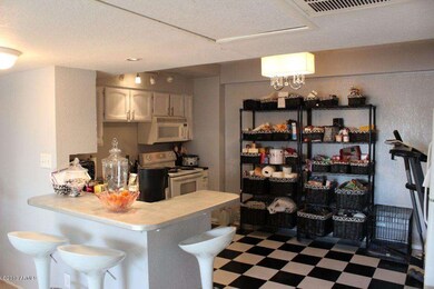 Windsor Place Condominiums unit C508, Phoenix, AZ 85012 - photo 5