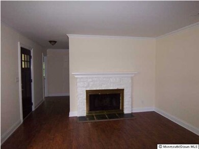 17 Hemlock Ct, Middletown, NJ 07748 - photo 2