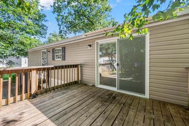 127 Shaker Rd_111