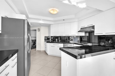 2000 Island Blvd unit 1704, Aventura, FL 33160 - photo 6