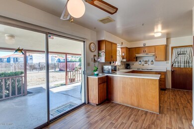 Dining/Kitchen