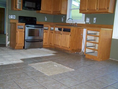 101 Converse Dr, Jacksonville, NC 28546 - photo 6