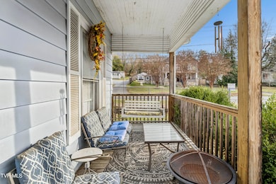 241 2nd St, Erwin, TN 37650 - photo 4