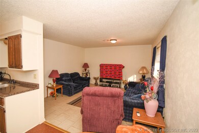 809 Howard St, Ada, OK 74820 - photo 3