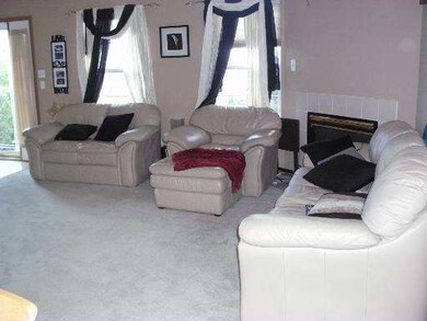 18039 Vista Dr unit 1, Country Club Hills, IL 60478 - photo 2