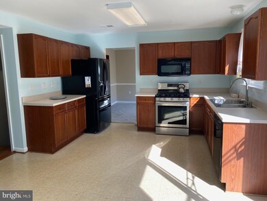 380 Crystal Ln, Strasburg, VA 22657 - photo 7