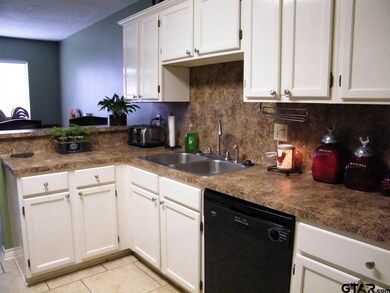 963 Creekside Dr, Tyler, TX 75703 - photo 5