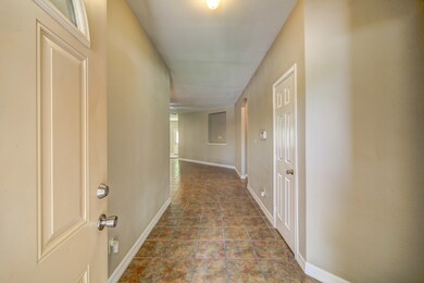 10618 Logger Pine Trail, Houston, TX 77088 - photo 5