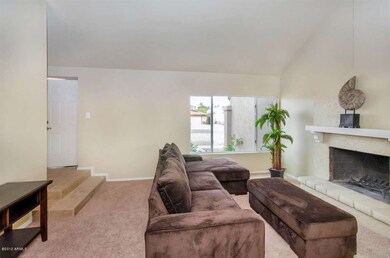 Living w/ Fireplace