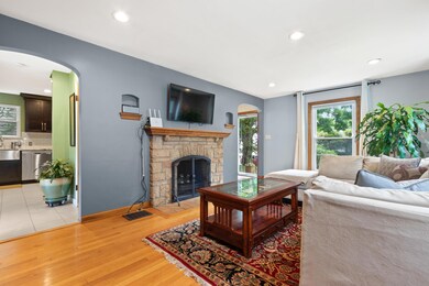 202 W. Schreyer Place-7-FULL