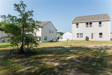 2421 Grinstead Ct, Clover, SC 29710 - photo 3