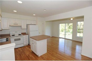 4552 Par Ct, Center Valley, PA 18034 - photo 6