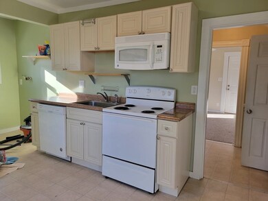 11 Fuyat St unit 2, Hudson, MA 01749 - photo 2