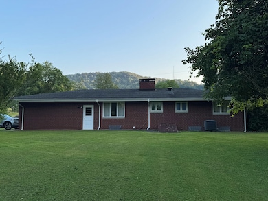 46 W Rolling Acres Rd, New Martinsville, WV 26155 - photo 3
