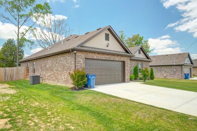 505 Preserve Cir, Manchester, TN 37355 - photo 2