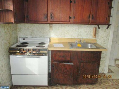 329 Mohican St, Essington, PA 19029 - photo 6