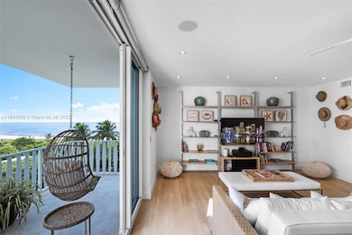 Island House Apartments unit 503, Key Biscayne, FL 33149 - photo 5