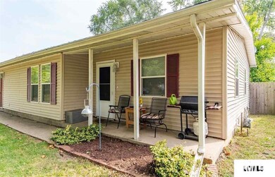 716 Bryan Ave, Lincoln, IL 62656 - photo 3