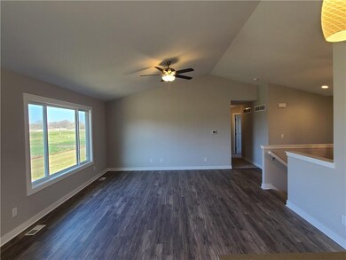 2385 Herold Ave, Des Moines, IA 50321 - photo 2