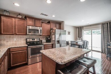 Granite Island Kitchen with all the conveniences!
