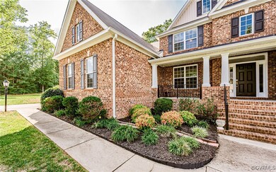 View of front facade with a porch