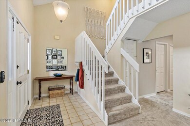 8081 Dickie Dr, Jacksonville, FL 32216 - photo 3