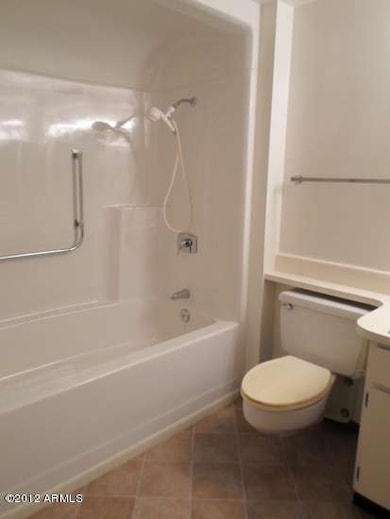 10635 W Highwood Ln, Sun City, AZ 85373 - photo 4