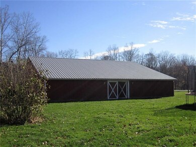 40 x 50 Barn