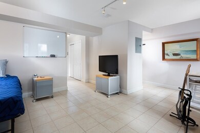2 Arlington St unit 4, Cambridge, MA 02140 - photo 6