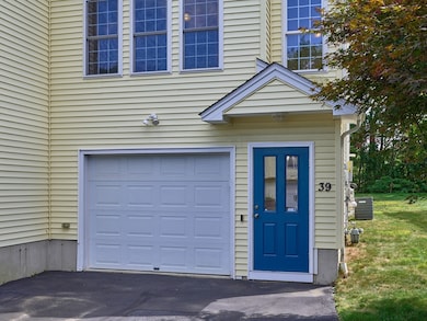 39 Meola Ave, Worcester, MA 01606 - photo 3