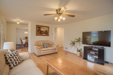 15 Indian Pond Rd, Westborough, MA 01581 - photo 5