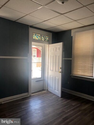 223 S Locust St, Hagerstown, MD 21740 - photo 2